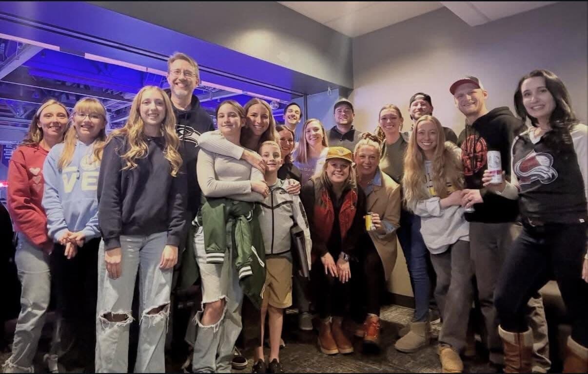 The Mountain Ridge Dentistry team together